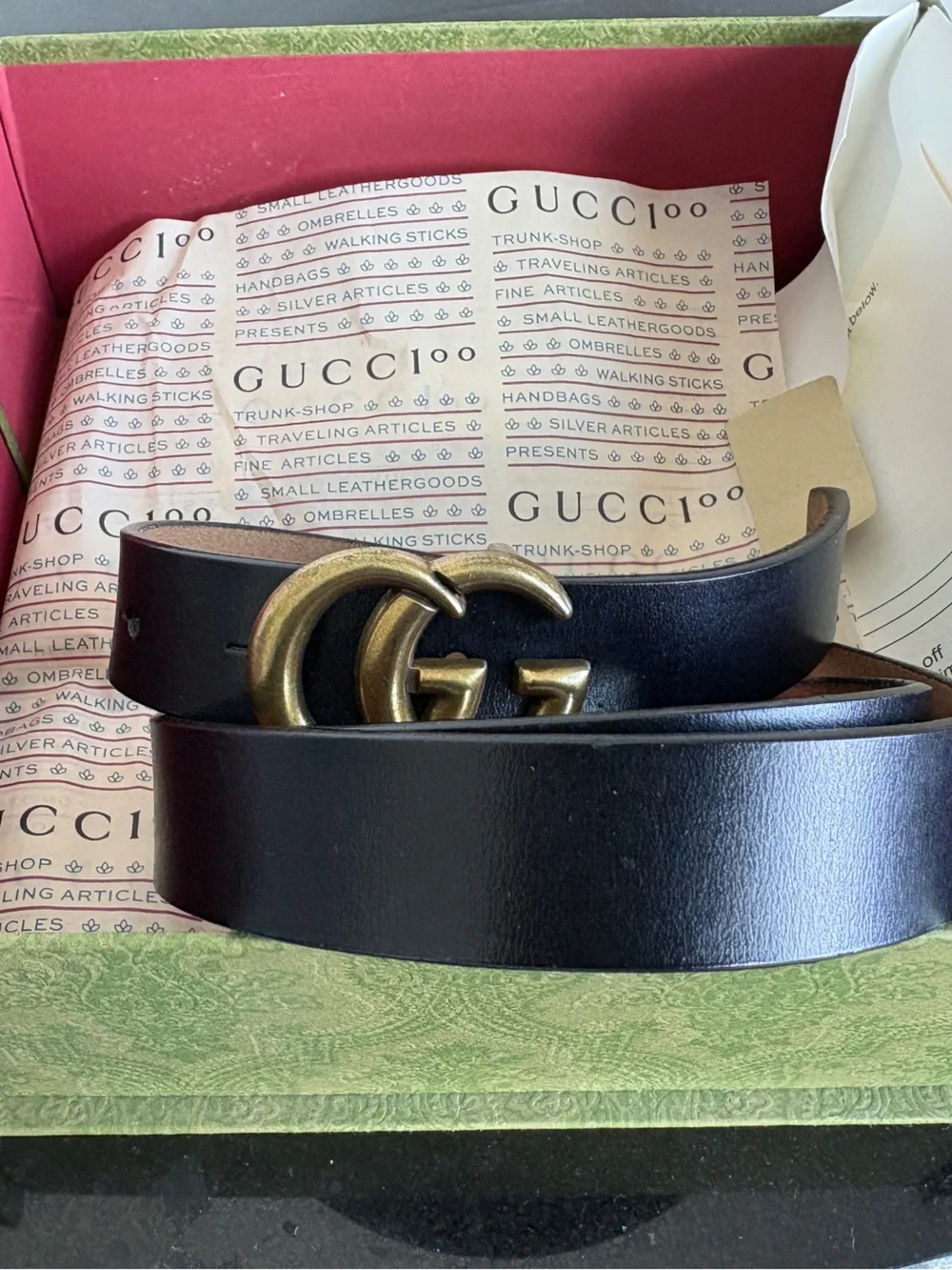 100% Authentic Gucci Black Leather Belt with Beautiful Gold Double G Buckle!